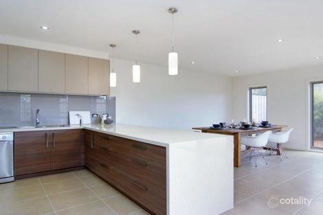 Property photo of 10/17-21 Birch Crescent Cowes VIC 3922