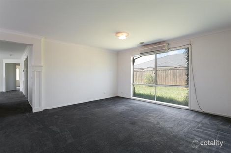 Property photo of 9 Phar Lap Place Kurunjang VIC 3337