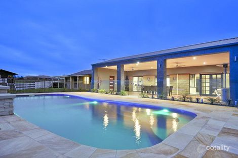 Property photo of 2 The Ridge Oaklands Junction VIC 3063
