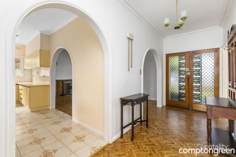 Property photo of 21 Civic Parade Seaholme VIC 3018