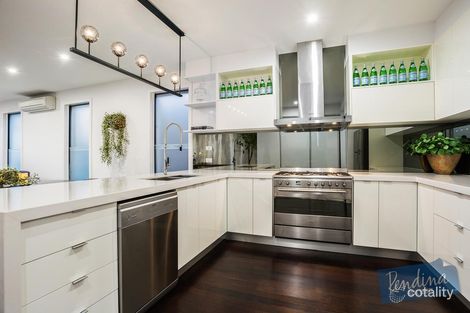 Property photo of 22 Myross Avenue Ascot Vale VIC 3032