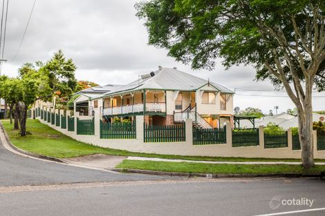 19 Hamel Rd, Holland Park West, QLD 4121