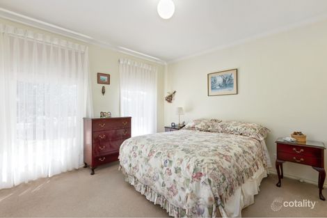 Property photo of 36 Albert Place Dingley Village VIC 3172