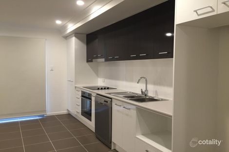 Property photo of 2/97 Sheaves Road Kallangur QLD 4503
