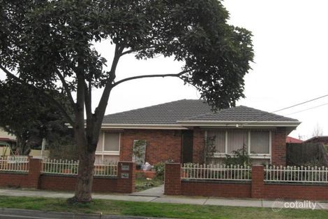Property photo of 3 Keith Court Keysborough VIC 3173