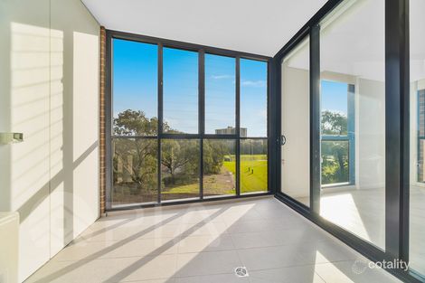 Property photo of 633/3 Maple Tree Road Westmead NSW 2145