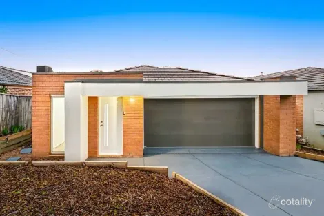 34 Kimberley Gr, Pakenham, VIC 3810