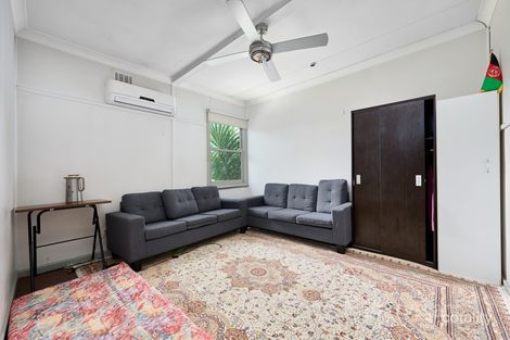 Property photo of 3 Vizard Street Dandenong VIC 3175