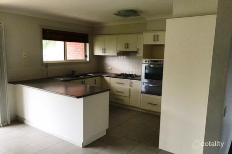 Property photo of 6 Napthine Terrace Warrnambool VIC 3280