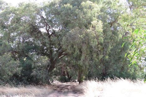 110 Robs Rd, Campbelltown, VIC 3364