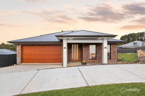 8 Ambience Pl, Brown Hill, VIC 3350