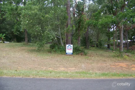 13 Halcyon St, Lamb Island, QLD 4184