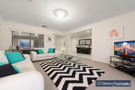 Property photo of 42 Sabel Drive Cranbourne North VIC 3977
