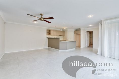 Property photo of 2/7 Coral Avenue Labrador QLD 4215