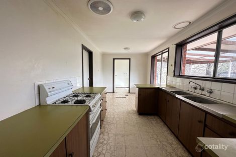 Property photo of 2 Sheahan Crescent Hoppers Crossing VIC 3029