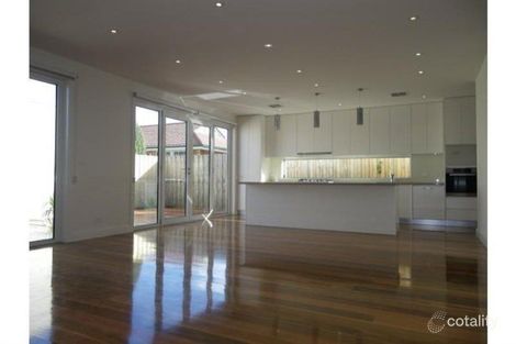 Property photo of 2/19 Bertram Street Elsternwick VIC 3185