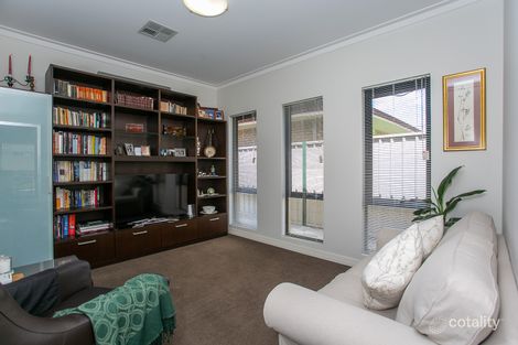 Property photo of 15B Tillingdon Way Morley WA 6062