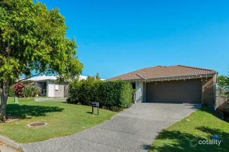 5 CHAPMAN ST, PIMPAMA, QLD 4209