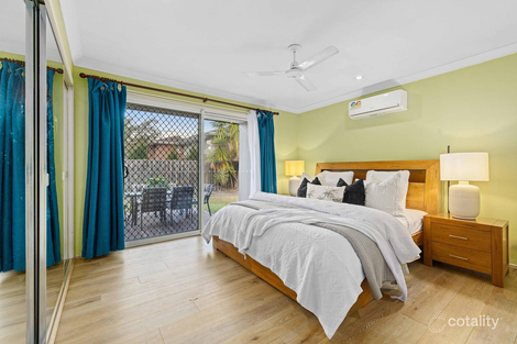 Property photo of 22 Watheroo Place Parkinson QLD 4115