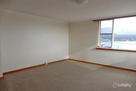 Property photo of 1/5 Chatsworth Street Rose Bay TAS 7015