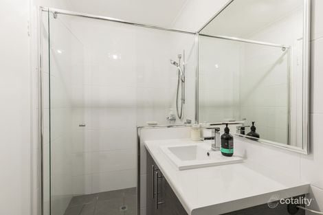 Property photo of 4 Jerrat Mews Atwell WA 6164
