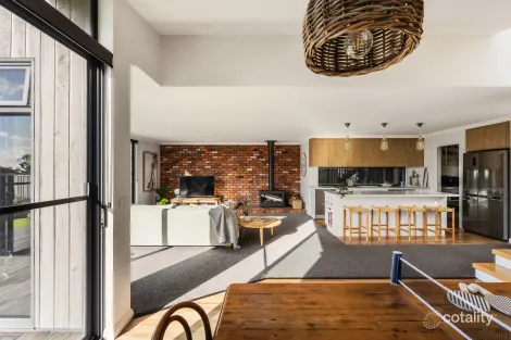 Property photo of 1/3 Clare Court Devonport TAS 7310