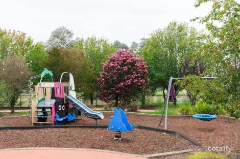 Property photo of 19/36 John Holt Street Macgregor ACT 2615