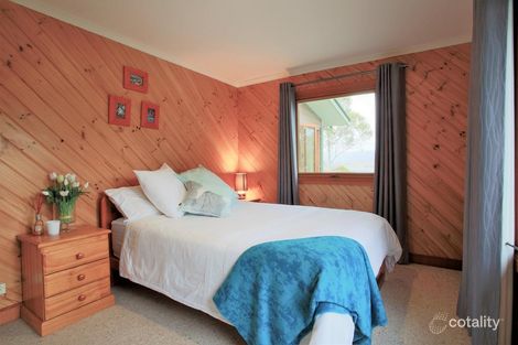 Property photo of 3 Larnook Close East Jindabyne NSW 2627