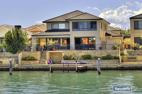 17 Finistere Island Rtt, Halls Head, WA 6210