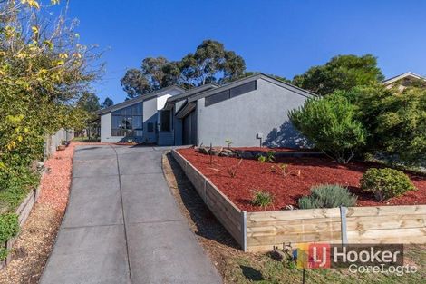 Property photo of 7 Singleton Drive Endeavour Hills VIC 3802