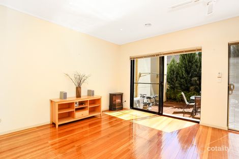 Property photo of 3/3 Mill Park Drive Mill Park VIC 3082