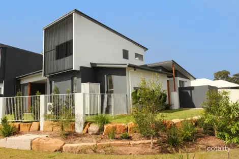 1/1 Severn Pl, Pelican Waters, QLD 4551