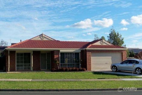 13 Marlesford Cres, Berwick, VIC 3806