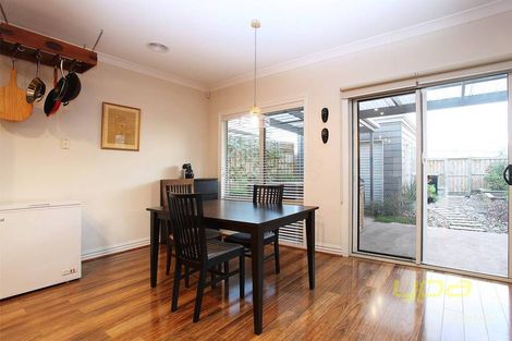 Property photo of 33 Eaglehawk Boulevard Eynesbury VIC 3338