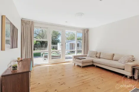 Property photo of 4 Dodds Place Watson ACT 2602