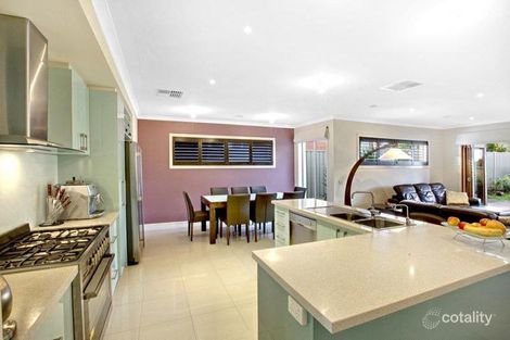 Property photo of 4 Sylvan Grove Pascoe Vale VIC 3044