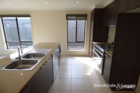 Property photo of 7 Bindarri Road Manor Lakes VIC 3024