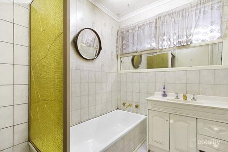 Property photo of 4 Carribean Drive Keysborough VIC 3173