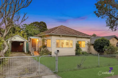 320 Waterloo Rd, Greenacre, NSW 2190
