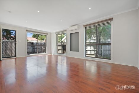 Property photo of 1/95 Songlark Crescent Werribee VIC 3030