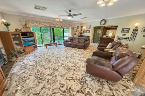 Property photo of 2 Townsend Street Narrandera NSW 2700