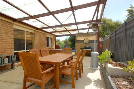 Property photo of 1 Neptune Place Cranbourne West VIC 3977