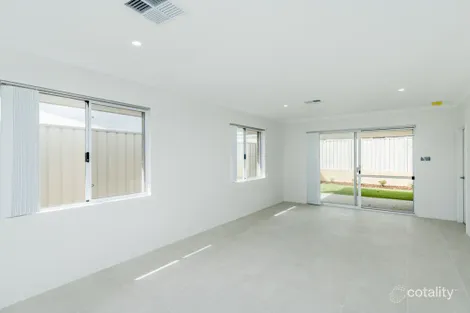 Property photo of 17 Paddle Way Yanchep WA 6035