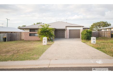 Property photo of 28 Bronco Crescent Gracemere QLD 4702