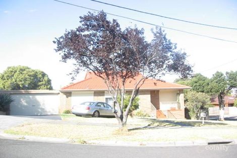 1 Pax Ct, Noble Park North, VIC 3174