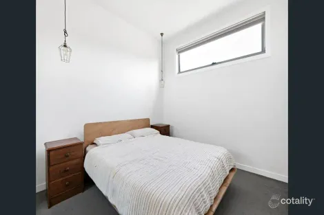 Property photo of 2/5 Queen Street Essendon VIC 3040
