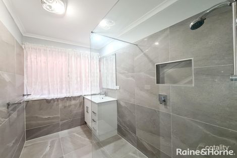 Property photo of 2 Woolstone Close Kealba VIC 3021
