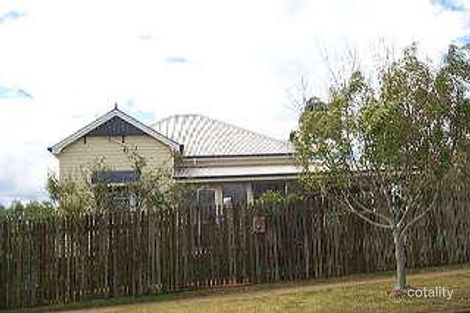 169 Long St, South Toowoomba, QLD 4350