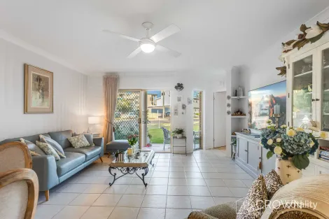 3/1 Caroline St, Woody Point, QLD 4019