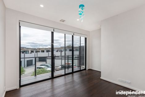 Property photo of 20/1 Rouseabout Street Lawson ACT 2617